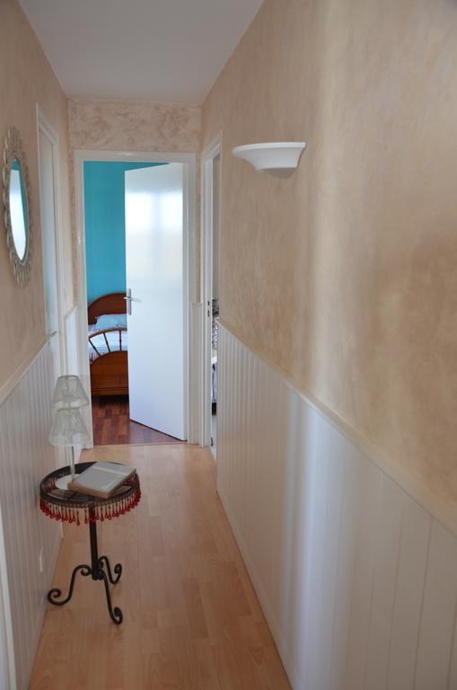 Maison D'Hotes La Closeraie De La Baie Saint-Méloir-des-Ondes Екстериор снимка