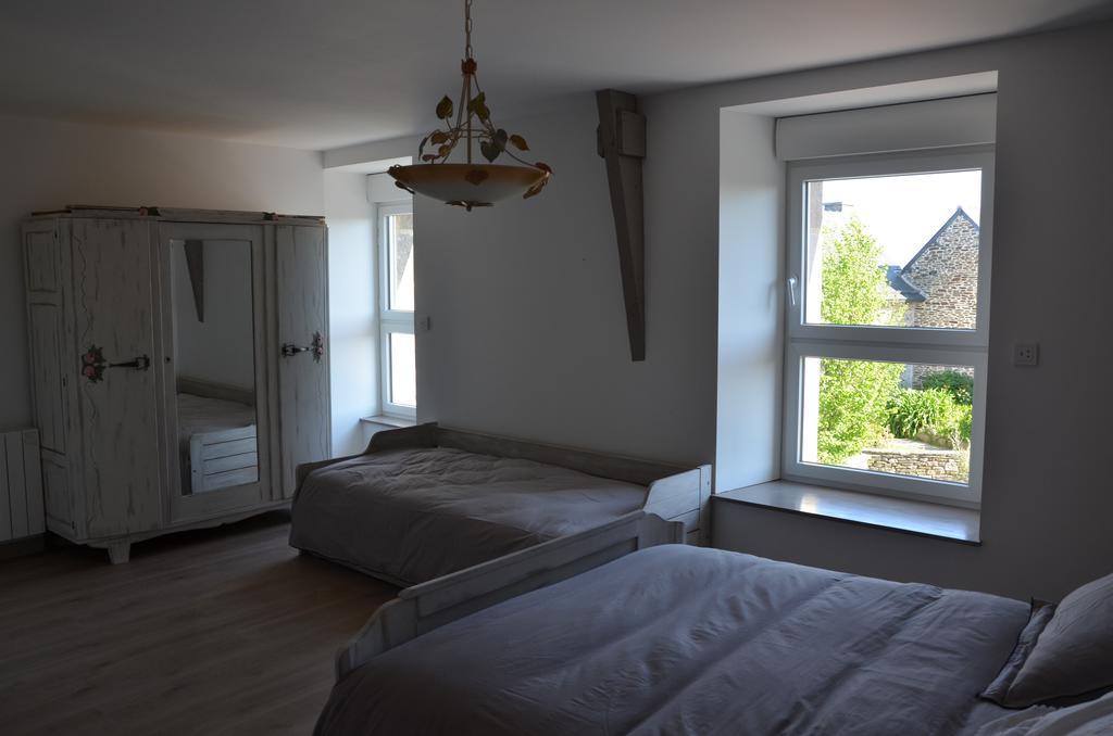 Maison D'Hotes La Closeraie De La Baie Saint-Méloir-des-Ondes Екстериор снимка