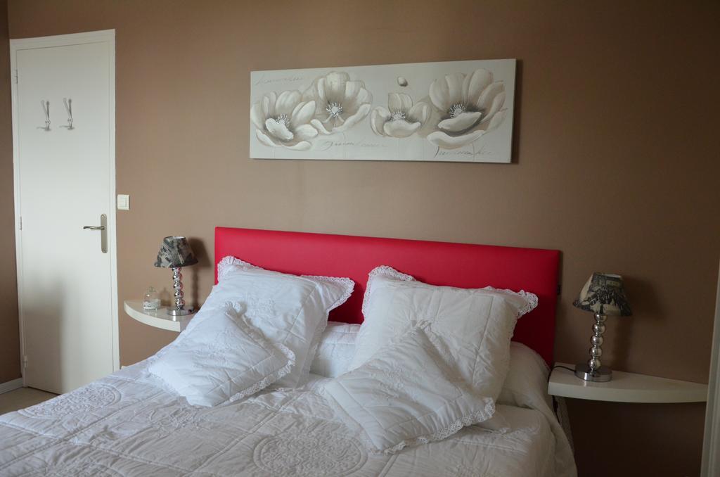 Maison D'Hotes La Closeraie De La Baie Saint-Méloir-des-Ondes Екстериор снимка