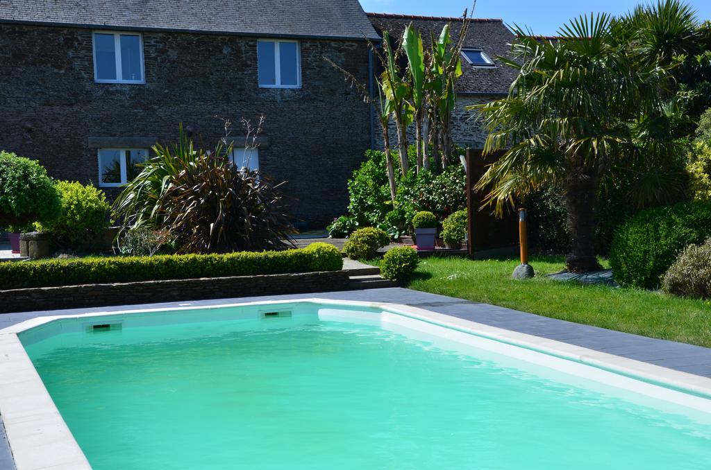 Maison D'Hotes La Closeraie De La Baie Saint-Méloir-des-Ondes Екстериор снимка
